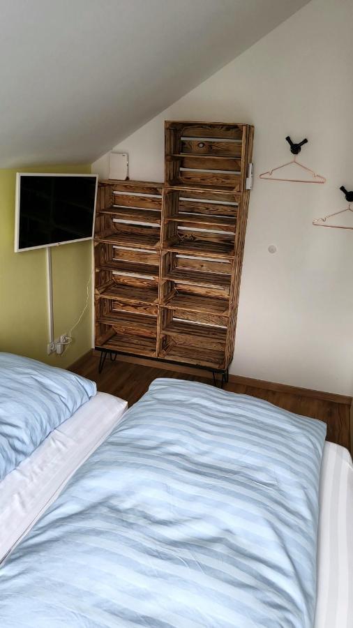 Seehaus Pippa Mit Sauna And Whirlpool Direkt Am See Mucheln Exterior photo